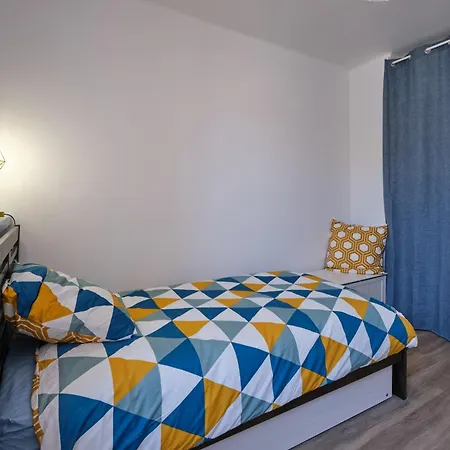 דירה Magnifique*t4*centre Ville*wifi*billard*netflix* לימו